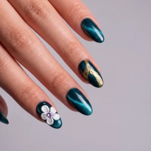 LURA-RDY-N002-1.webp Emerald Heirloom